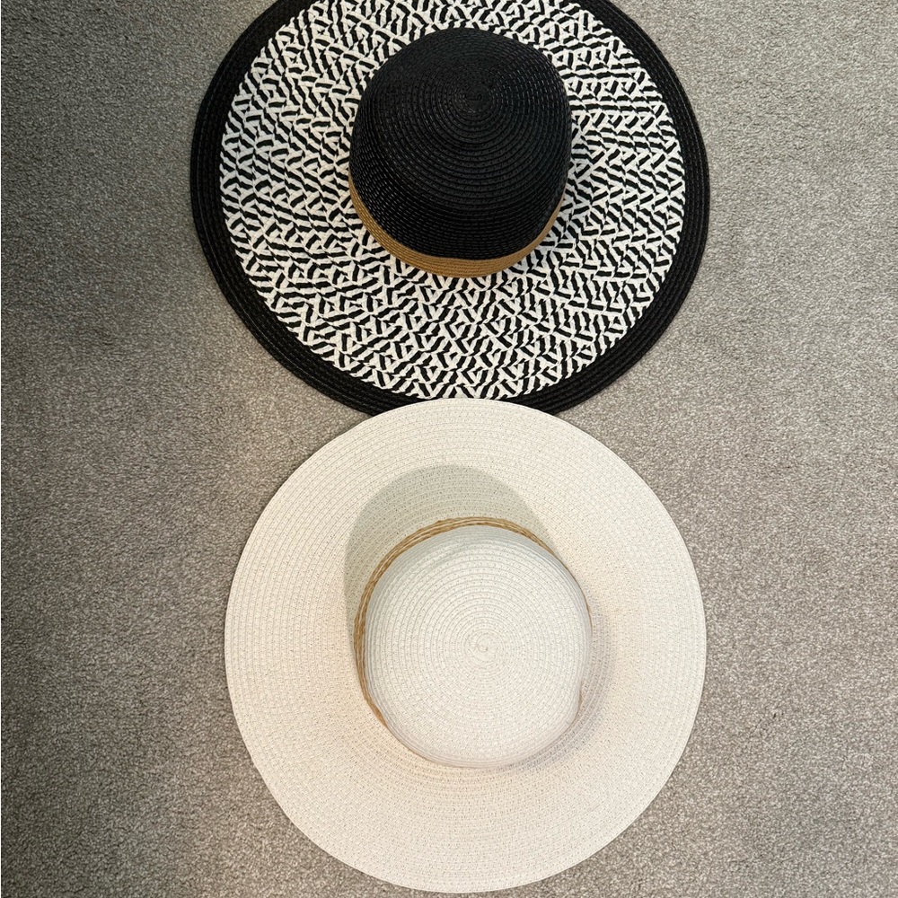 Stylish Black and White Women's Sun Hat